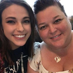 Meet your Posher, Misty